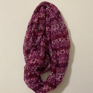 Lightweight infinity scarf